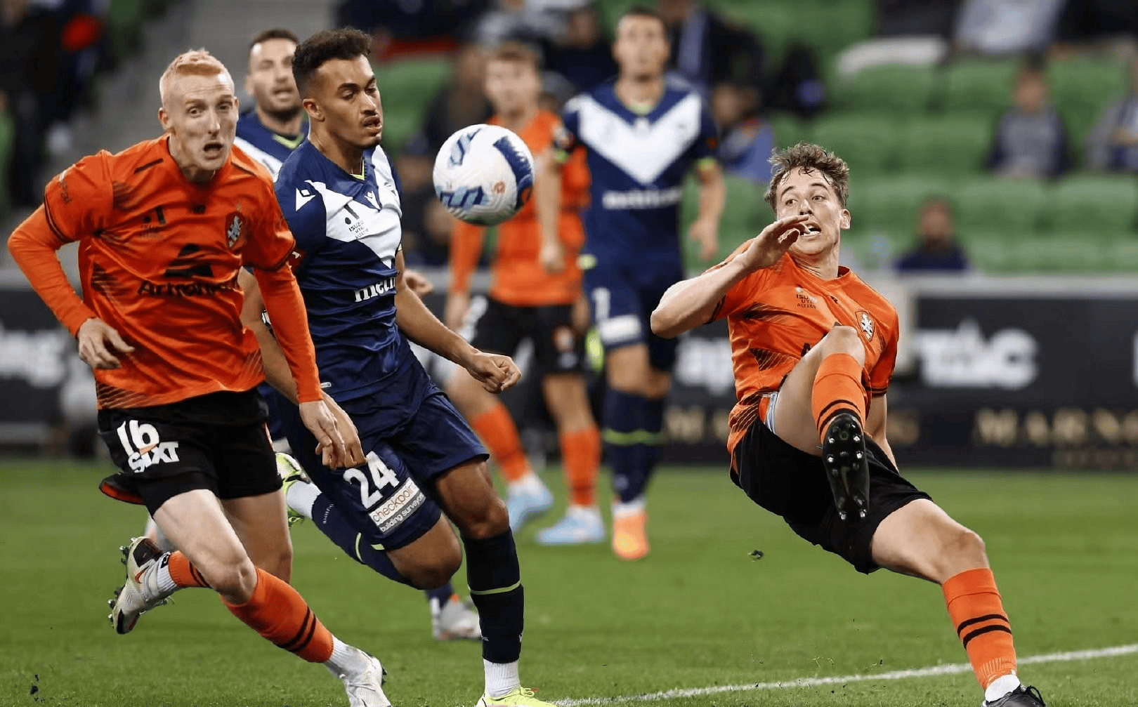 开云在线-澳大利亚队带队取胜！，蒂姆重要时刻重返赛场赛场气氛高涨的简单介绍