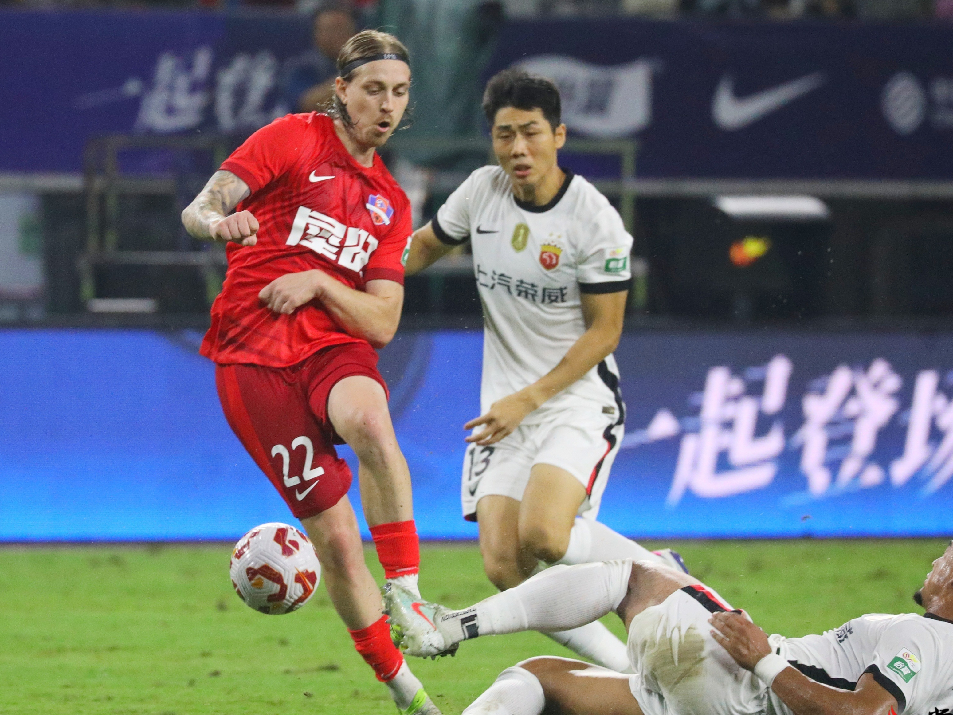 开云体育入口-CBA季后赛赛程吃紧；上海海港冲刺阶段止住颓势；话题不断；心理建设被强调的简单介绍